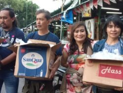 Mister Kebuli Sunter Bunda El Bagi Bagi Takjil dan Bingkisan Para Jurnalis Video