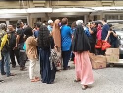 Trio CSR (Citra Yunita, King Saiful dan Romi) : Kembali Bagi Bagi Sembako Jelang Lebaran 1446 H Buat Masyarakat