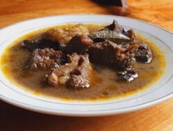 Yukkk … Nikmati Sajian Otentik Nusantara Rumah Makan Aceh ‘Mangat’ di Jakarta, ‘Kuwah Beulangong’ Jadi Andalan