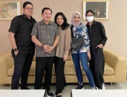 Demi Persiapan Haji, Mama Rieta Ibunda Nagita Slavina Jalani Imunoterapi by dr. Terawan