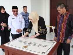 ULM Resmikan Gedung Desmond J. Mahesa, Sebagai Gedung Peradilan Semu