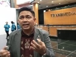 Cak Ofi Buktikan Ketajaman Analisis di Political Show, Dijuluki “The Rising Star”