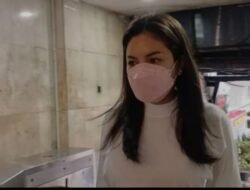 Nikita Mirzani Penuhi Panggilan Penyidik Polda Metro Jaya dalam Kasus dr.Reza Gladys