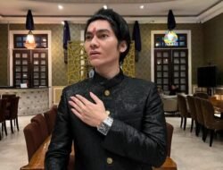 Satria Mulia Sebut Nikita Mirzani Acungkan Jari Tengah Ke Fitri Salhuteru diruang Sidang