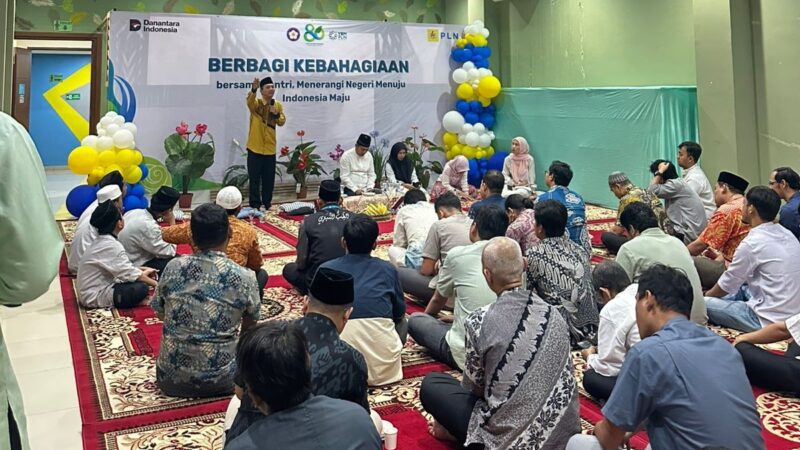 PLN Dekat dengan Rakyat dengan Menghadirkan Kebahagiaan bagi Para Santri