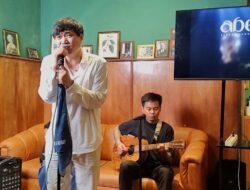 Albert Tanabe Hadirkan EP Pendar di Matamu yang Emosional