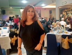 Bonita Istri Personel Koes Plus Cerita Keluarga & Karier