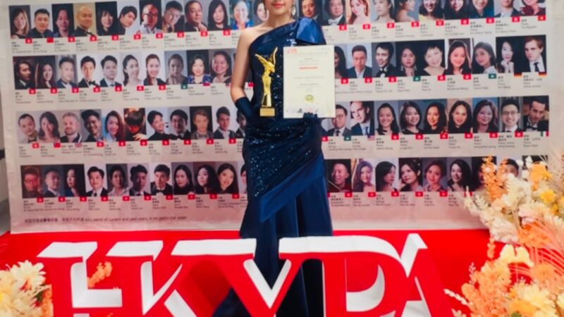 Rhania Aurelie Ade Putri W Raih Second Place Vocal Folk Song and Music Theater Class di HKYPA Hong Kong International Youth Performance Art Festival and Music Competition