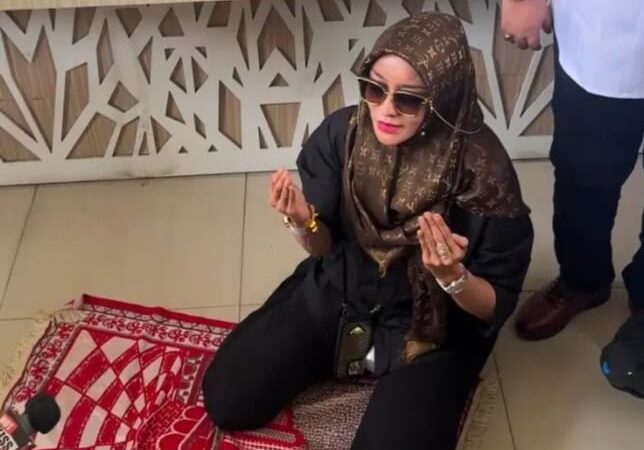 Dokter Detektif Sujud Syukur Usai Hakim Tunggal Tolak Gugatan Praperadilan Richard Lee