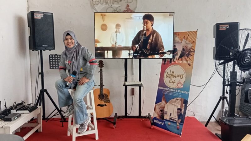 Tantri Kay Konsisten Latihan Vokal di Jakarta, Bukti Ibu Rumah Tangga Tetap Produktif dan Berprestasi