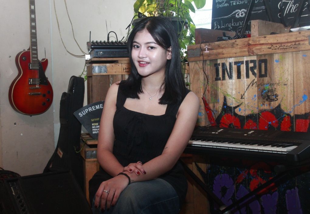 Karyn Rilis “Jika Memang”, Lagu Duka Sarat Emosi