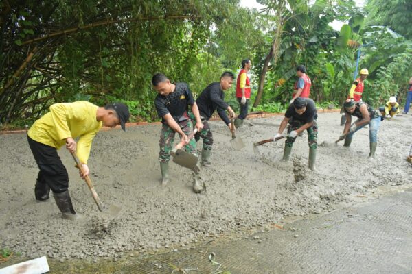 Optimistis Tepat Waktu, Satgas TMMD Depok Tuntaskan 57 Persen Pengerasan Jalan