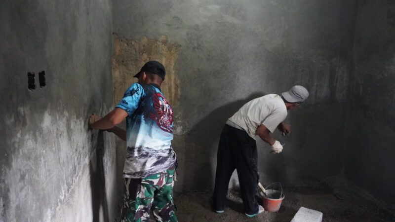 Sinergi TNI dan Warga, RTLH Sukamaju Melaju Lebih dari Separuh Target