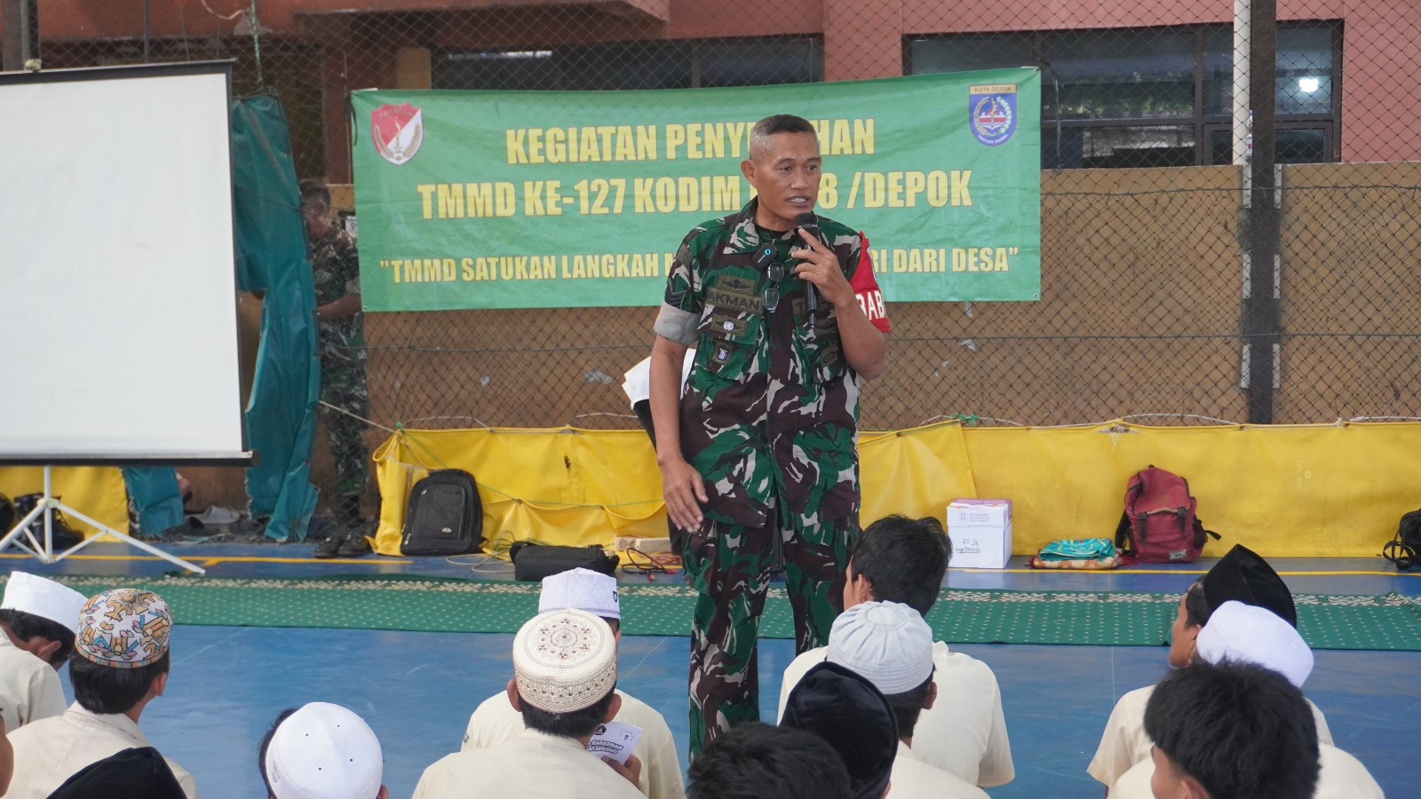 Bangun Mental Generasi Muda, TMMD Ke-127 Edukasi Bahaya Narkoba di Cilodong