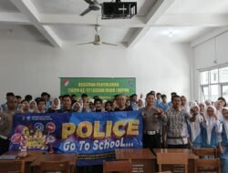 50 Pelajar SMAN 8 Depok Jadi Peserta Edukasi Keselamatan Jalan