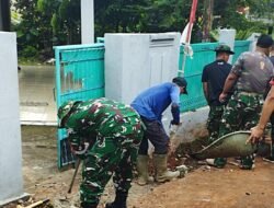 Atasi Genangan, Satgas TMMD Bangun Drainase 200 Meter di Cilodong
