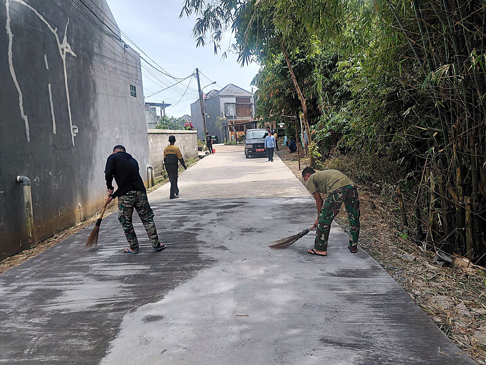 TMMD ke-127 Depok Percepat Pengerasan Jalan di GDC Gardenia, Akses Warga Kian Mudah