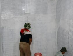 Hari ke-21 TMMD, Renovasi Rumah Warga Sukamaju Kian Mendekati Finishing