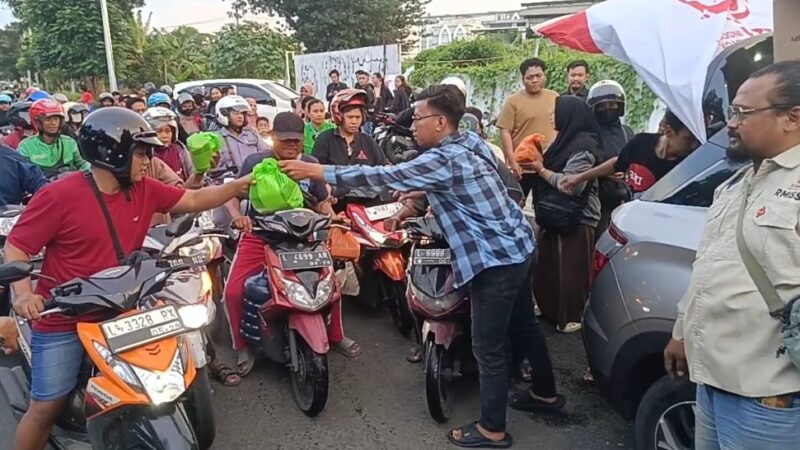 RMI Surabaya–Sidoarjo Tebar Takjil