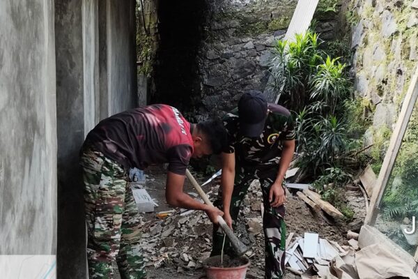 Ramadan di Lokasi TMMD: Prajurit dan Warga Sukamaju Shalat Tarawih Bersama