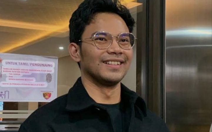Insanul Fahmi Jalani Pemeriksaan di Polda Metro Jaya, Fokus Hadapi Laporan Hukum dan Jaga Kesejahteraan Anak