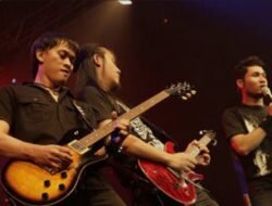Andra and The Backbone Rayakan 20 Tahun Berkarya, Nostalgia dan Energi Baru Menggema di Panggung Jakarta