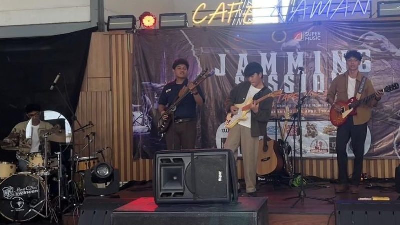 Perompak Laut Bebas Bersinar di Mixtape Vol. 1 Kampus