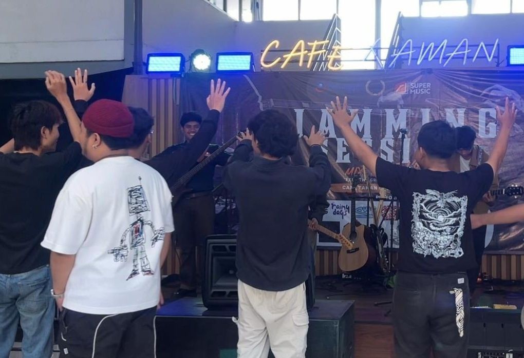 Perompak Laut Bebas Bersinar di Mixtape Vol. 1 Kampus