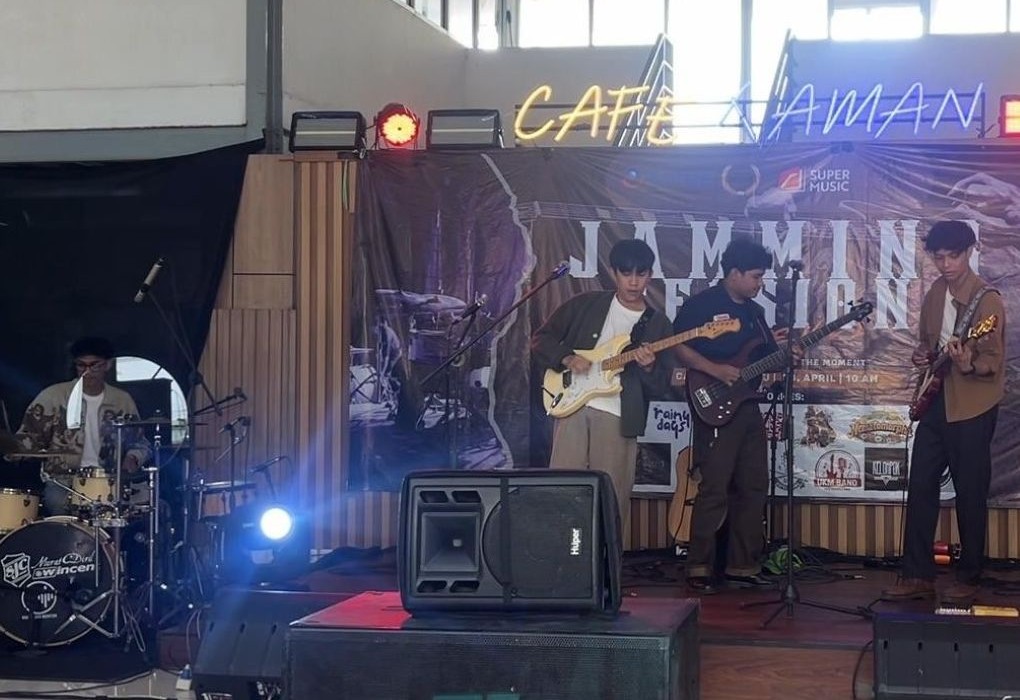 Perompak Laut Bebas Bersinar di Mixtape Vol. 1 Kampus