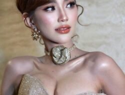 Penyanyi Icha yang Meriahkan Festival Perayaan Musim Gugur , Bawakan 8 Lagu Mandarin