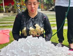 Rara Pawang Hujan Ritual Panggil Hujan, Netizen Kagum